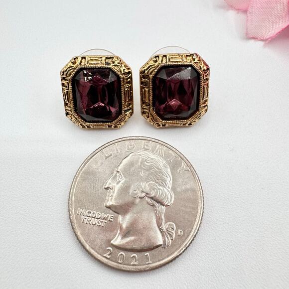 Vintage 1928 Purple Gripoix Style Small Stud Earrings Regency Royal Opulent Chic - Picture 2 of 4